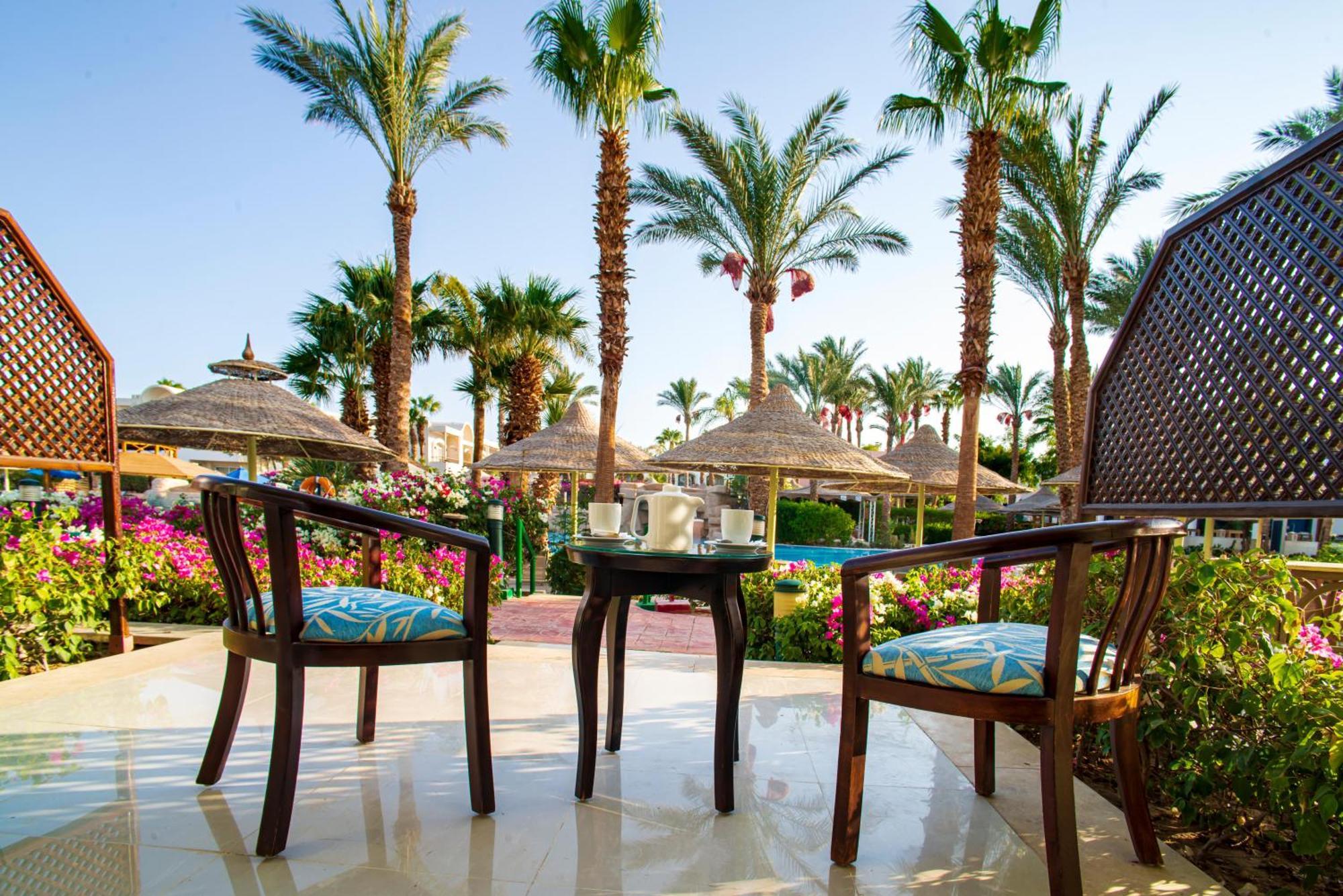 ホテル シエラ シャルム エル シェイク シャルム・エル・シェイク エクステリア 写真 The resort's pool area
