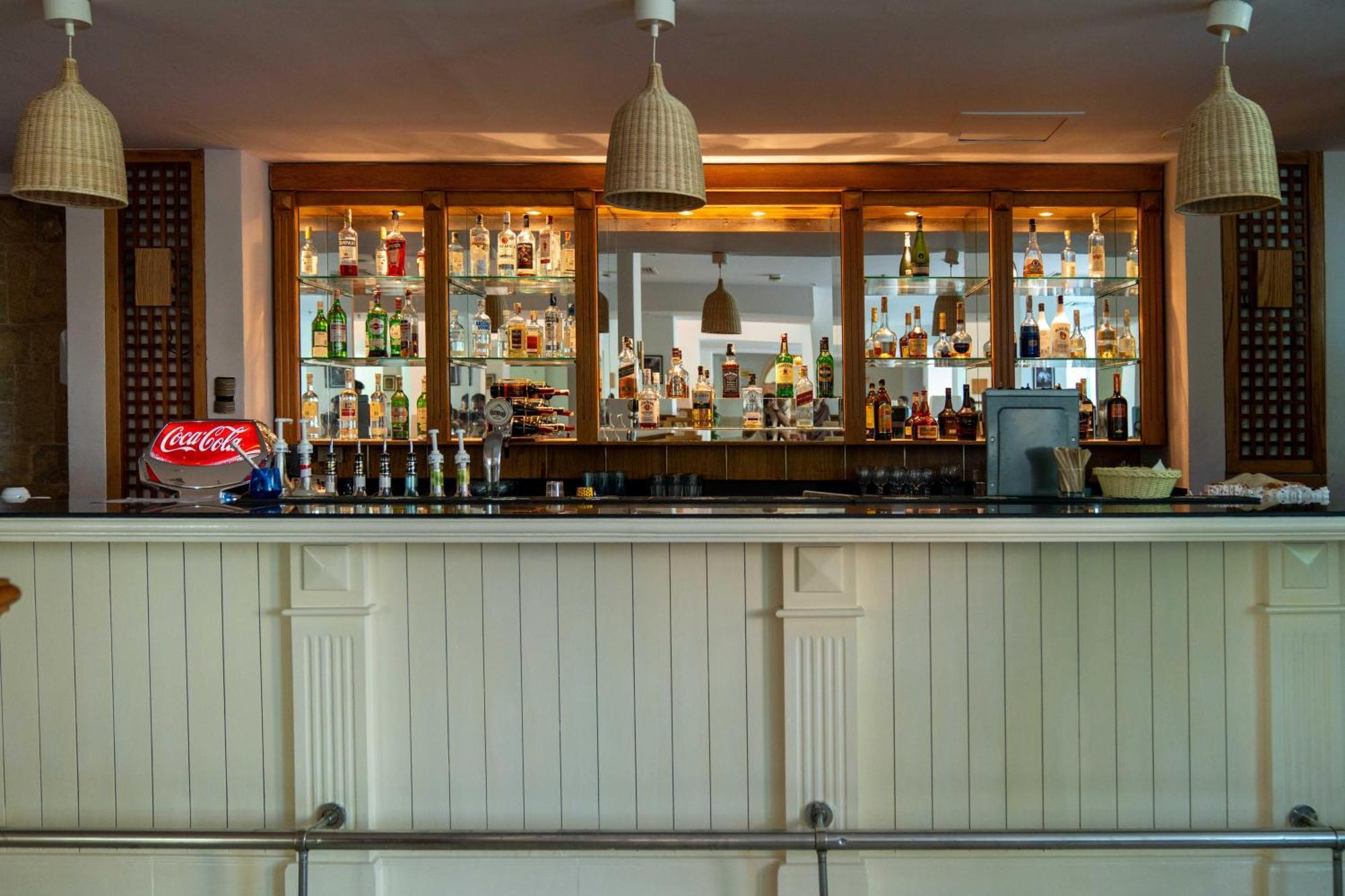 ホテル シエラ シャルム エル シェイク シャルム・エル・シェイク エクステリア 写真 The bar at the hotel